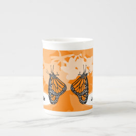 Spielend Monarch Butterfly & Name Orange Prozellantasse