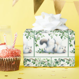 Spielende weiße Katze mit Vogel Geschenkpapier