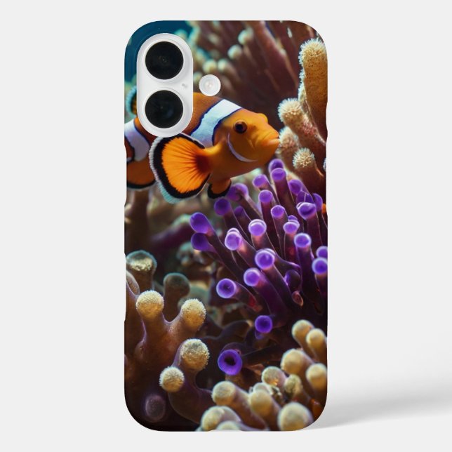 Spielender Clownfish iPhone 16 Hülle (Rückseite)