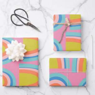 Spielendes geometrisches Regenbogenmuster in Hellr Geschenkpapier Set