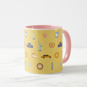 Spielerisches NYC-Icons & Wahrzeichen-Muster Gelb Tasse