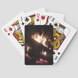 Spielkarten mit Lager-Feuer