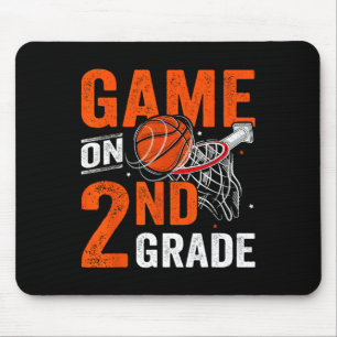Spielspass auf Basketball der zweiten Klasse Mousepad