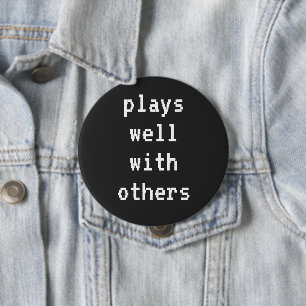 Spielt gut mit anderen Gamer Button
