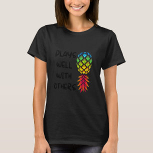 Spielt gut mit anderen Swinger Lifestyle naughty A T-Shirt