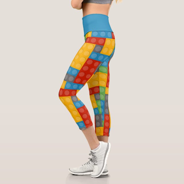 Spielzeug-Gebäude-Blockmuster für Fun Construction Capri Leggings (Links)