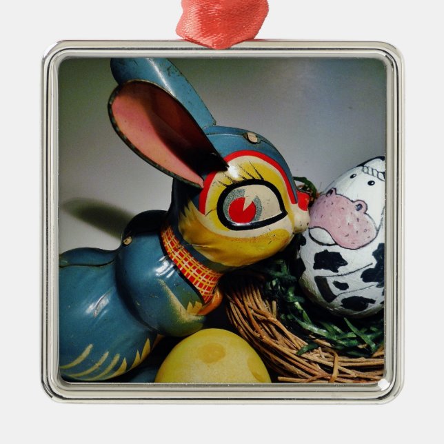 Spielzeug-Kaninchen und Kuhei Silbernes Ornament (Vorne)