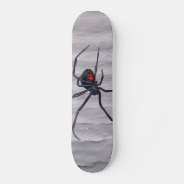 Spinne der schwarzen Witwe Skateboard (Vorderseite)