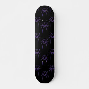Spinnen in Lila und schwarz Skateboard