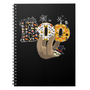Spinnengeschenk Boo Halloween mit Faultier-Hexen Notizblock