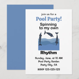 Spinner-Delfin, der sich im Rhythmus meines Pools Einladung