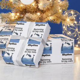 Spinner-Delfin, der sich nach meinem eigenen Rhyth Geschenkpapier