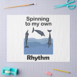 Spinner-Delfin, der sich nach meinem eigenen Rhyth Seidenpapier