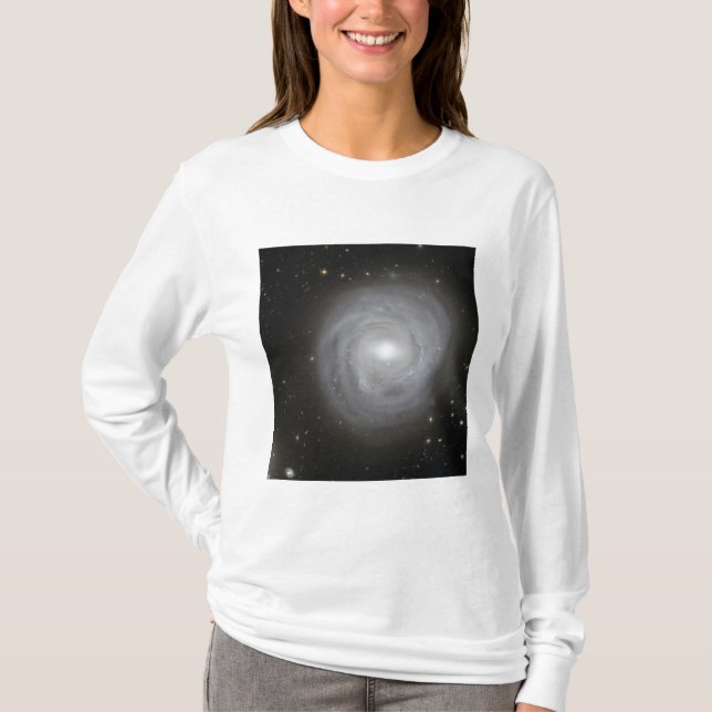Spiral Galaxy NGC 4921 T-Shirt (Vorderseite)