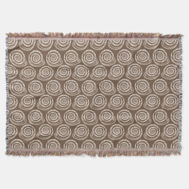 Spiral Seashell Block Print, Taupe Tan und Creme Decke (Vorderseite)