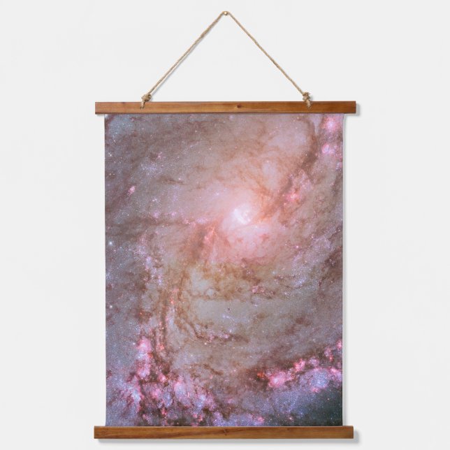 Spiralgalaxie M83, Ablaze mit Sternenbildung. Wandteppich Mit Holzrahmen (Vorderseite)