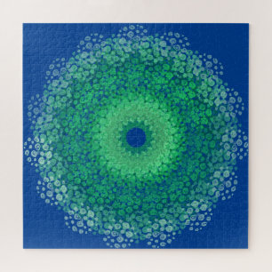 Spiralierte Blume in Blues und Grüntöne auf einem