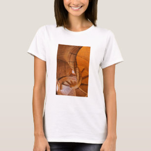 Spiraltreppe mit Doppelbett, Portugal T-Shirt