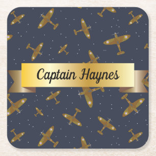 Spitfire Flugzeuge auf Navy Blue Gold Scroll Rechteckiger Pappuntersetzer