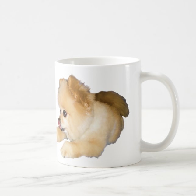 Spitz-Hund, der heraus Zunge haftet Kaffeetasse (Rechts)