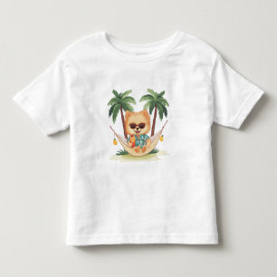 Spitz Hund in einem hawaiianischen Shirt