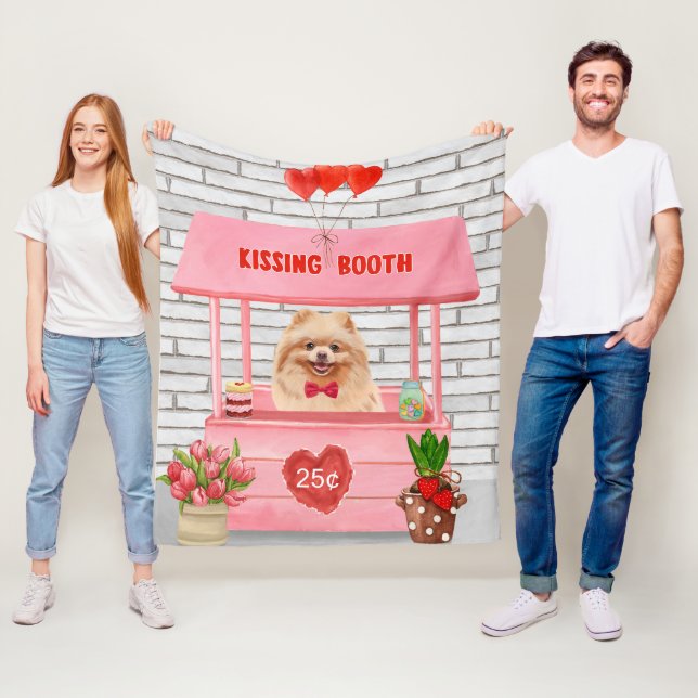Spitz Hund Valentinstag Kissing-Stand Fleecedecke (Beispiel)