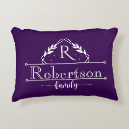 Split Monogram Family Name Royal Purple Frame Dekokissen