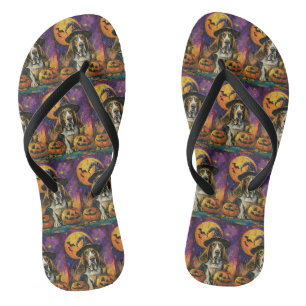 Spooky Basset Hound Halloween Hexe und Kürbiskürbi Flip Flops