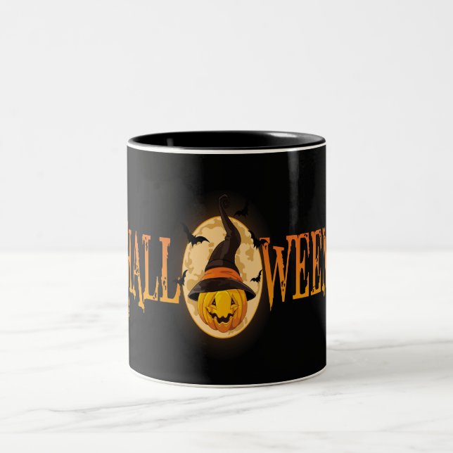 Spooky Bats und Pumpkin Halloween-Tasse Zweifarbige Tasse (Mittel)