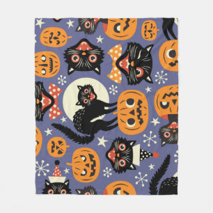 Spooky Cats Pumpkins Lila Muster Fleecedecke