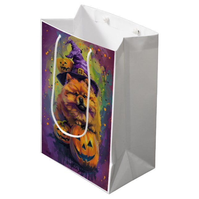 Spooky Chow Chow Hund Halloween Hexe und Pumpkin Mittlere Geschenktüte (Vorderseite Schrägansicht)