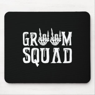 Spooky Groom Squad Gothic Hochzeit Halloween Jungg Mousepad
