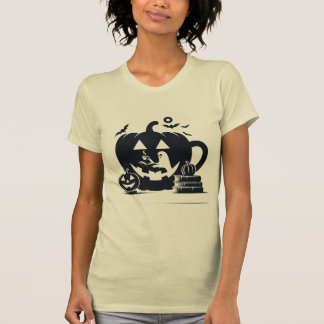 Spooky Halloween Ghost mit Pumpkin-Tasse T-Shirt