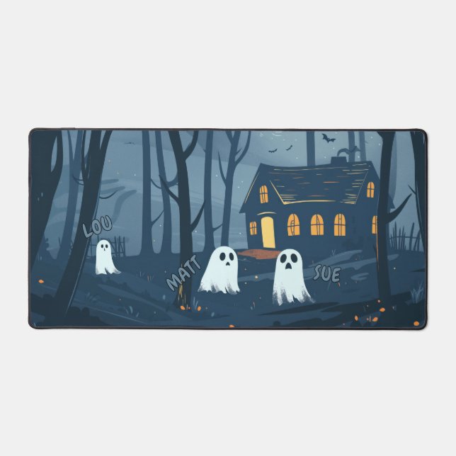 Spooky Halloween Ghosts Wandern im Wald Schreibtischunterlage (Vorderseite)