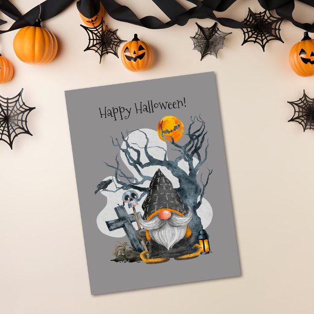 Spooky Halloween Gnome Feiertagskarte (Creepy Gnome Skull & Shadows Halloween Holiday Card)