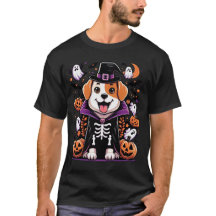 Spooky Halloween Hund in SkelettKostüm