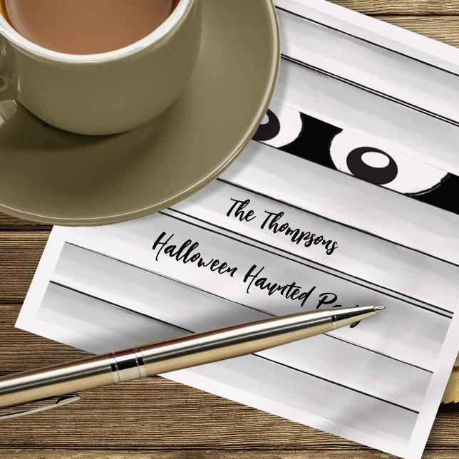 Spooky Halloween-Party Mummy Custom Serviette (Black and White Halloween Mummy Personalized Cocktail Napkins.)