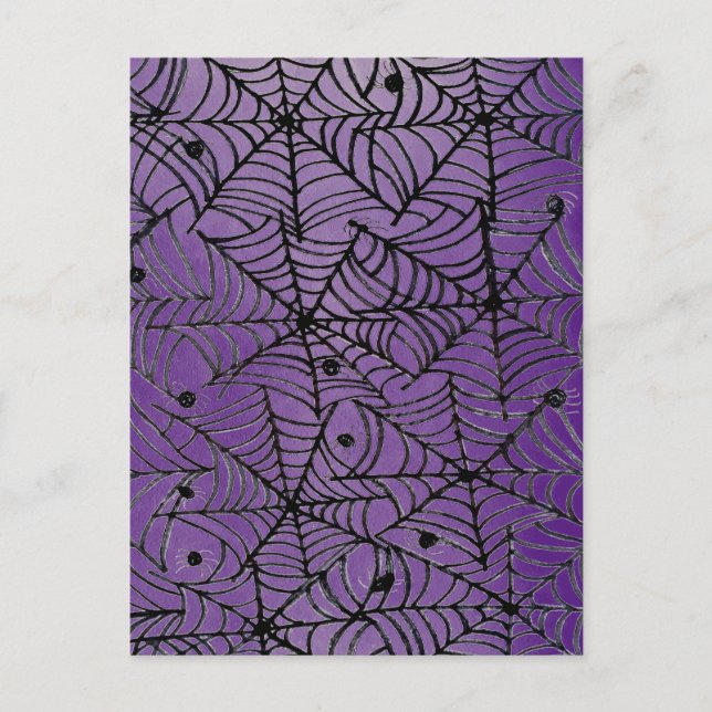 Spooky Halloween Spider Webs on Purple Postkarte (Vorderseite)