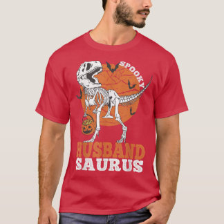 Spooky Husband Saurus Dinosaur Skeleton T re Pumpk T-Shirt