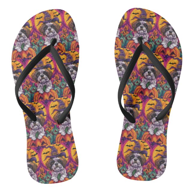 Spooky Malti Tzu Hund Halloween Hexe und Pumpkin Flip Flops (Fußbett)