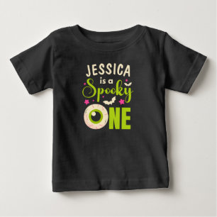 Spooky One Eyeball mit Bats & Stars Halloween-Name Baby T-shirt