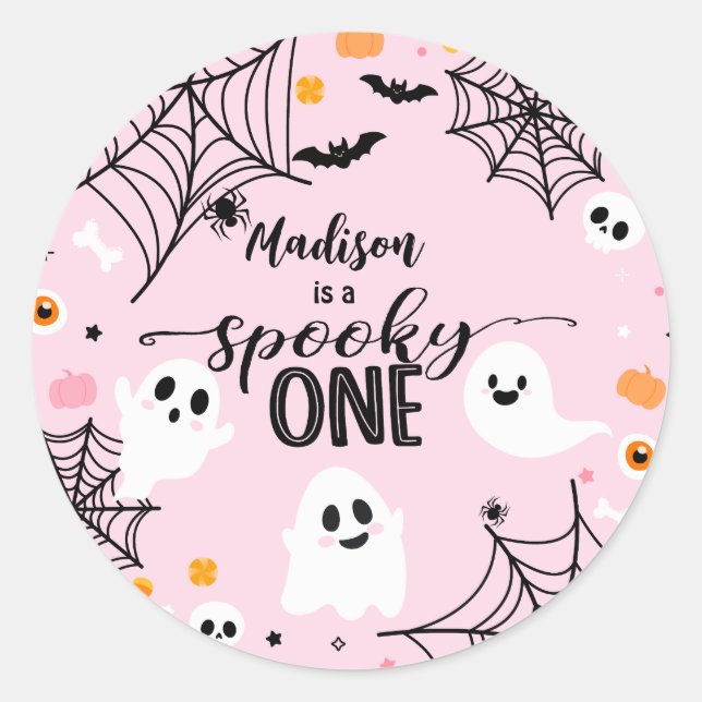 Spooky One Pink Halloween Ghost Runder Aufkleber (Vorderseite)