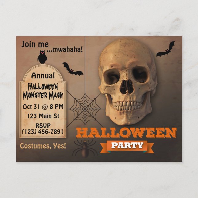 Spooky Schädel, Fledermäuse und Spirit Halloween Einladungspostkarte (Vorderseite)