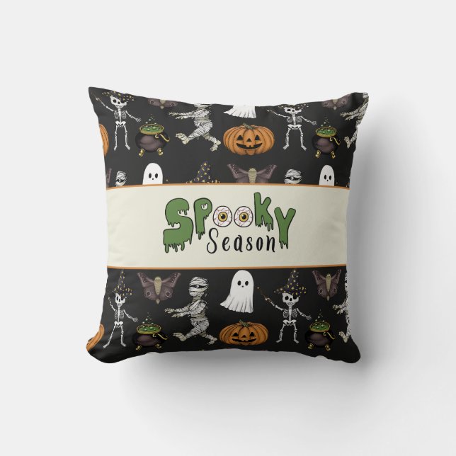 Spooky Season Black Halloween Muster Kissen (Vorderseite)