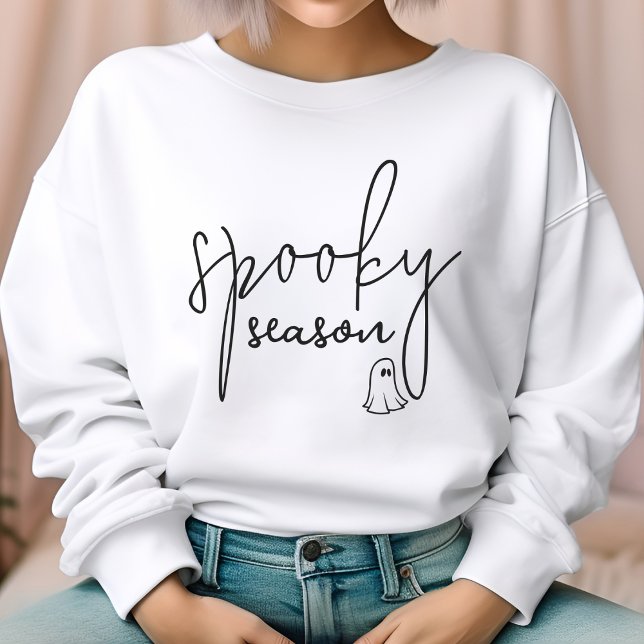 Spooky Season Halloween Sweatshirt für Frauen (Von Creator hochgeladen)