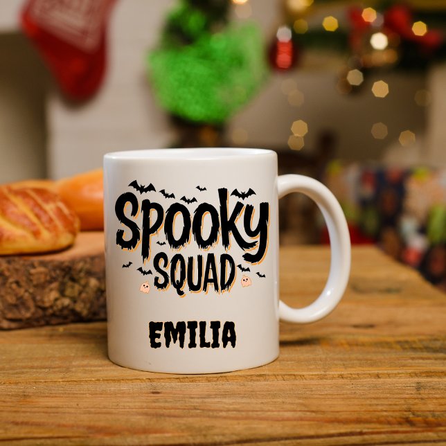 Spooky Squad Name Halloween Tasse für Freunde (Von Creator hochgeladen)