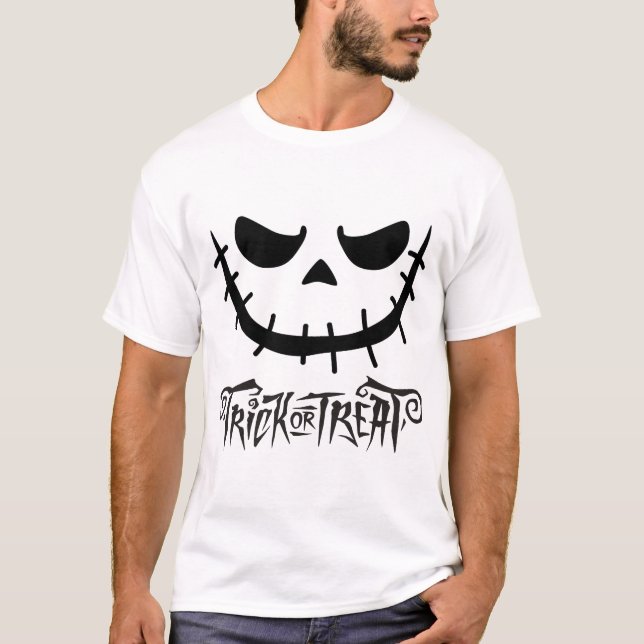 Spooky Stitched Smile Trick or Treat Black Graphic T-Shirt (Vorderseite)