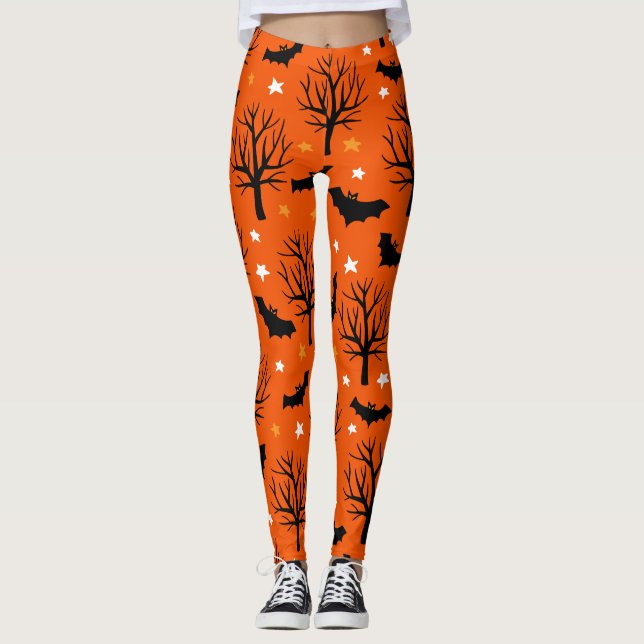 Spooky Trees and Bats Halloween Pattern Leggings (Vorderseite)