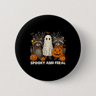 Spooky und Feral Halloween Niedlicher Geist-Raccoo Button
