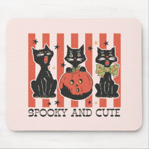 Spooky und Niedlich - Schwarze Katze und Kürbis Mousepad